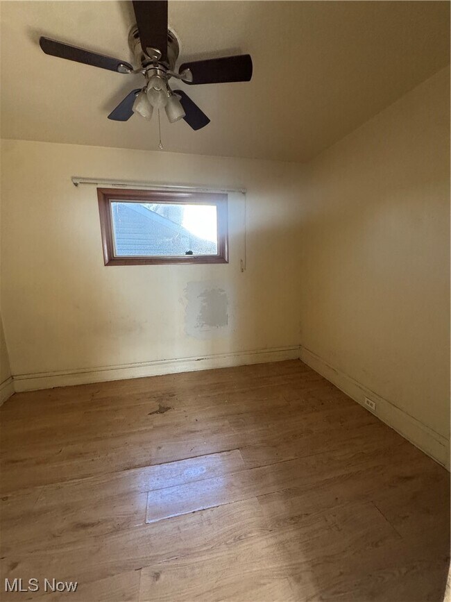 Building Photo - 3660 E 76th St