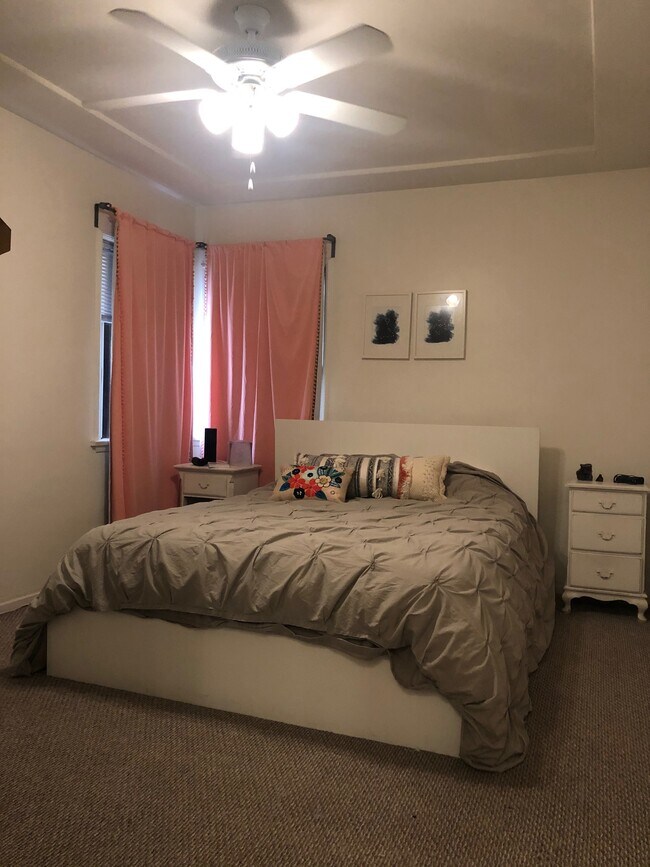 Building Photo - 441 36th St