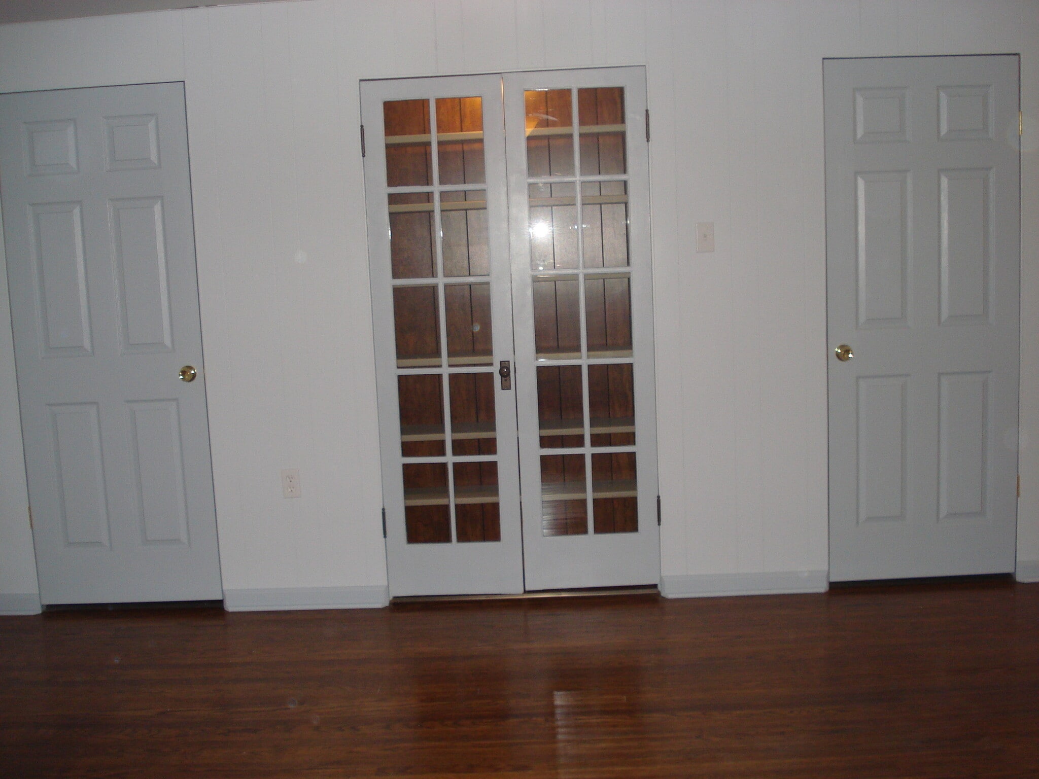 Building Photo - 11 N Wade Ave
