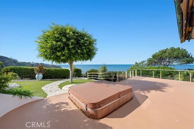 Building Photo - 809 Paseo Del Mar