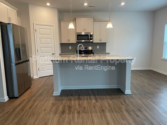 Building Photo - 350 Cranston Dr