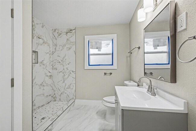 Building Photo - 4220 Ramey Ave