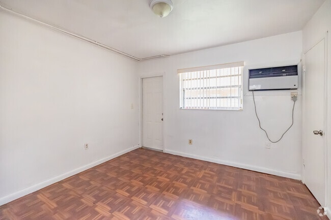 2BR, 2 BA - 605SF - Primary Bedroom - 940-990 W 29th St - Fortune at Hialeah