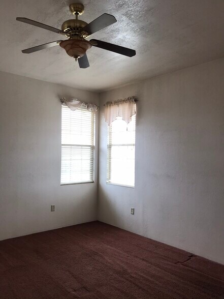 Building Photo - 321 N 1200 W