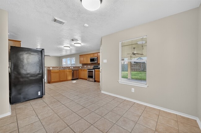 Building Photo - 5454 Cilantro Ln