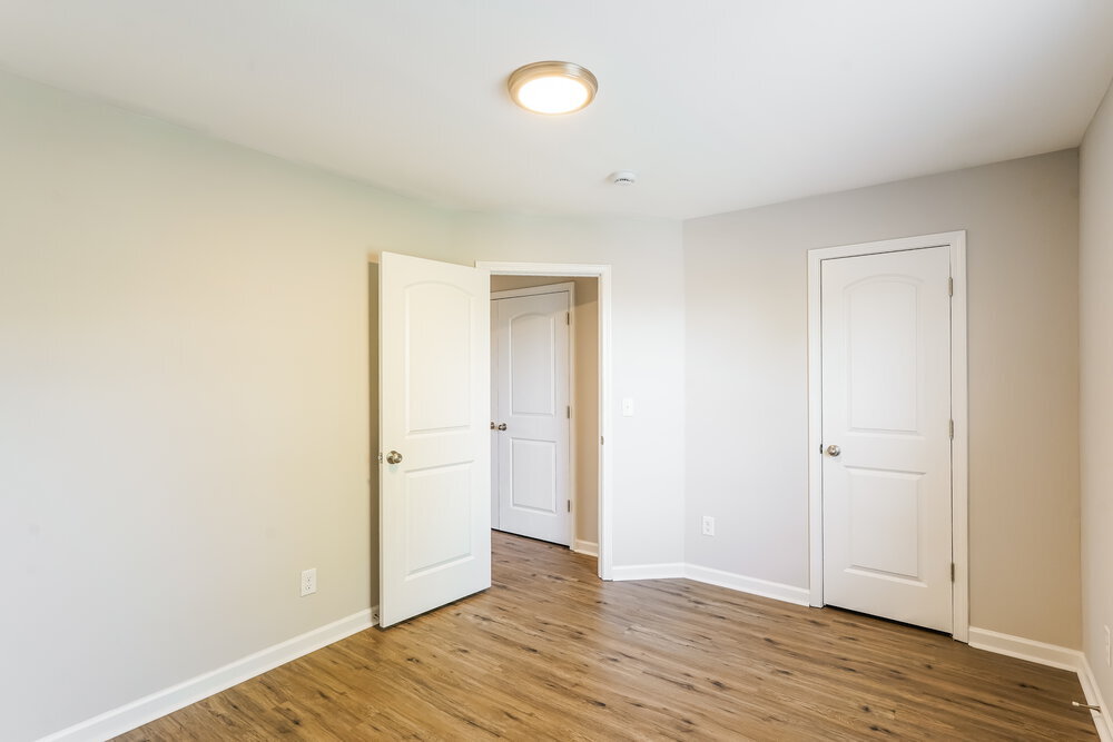 Building Photo - 408 Bronson Dr