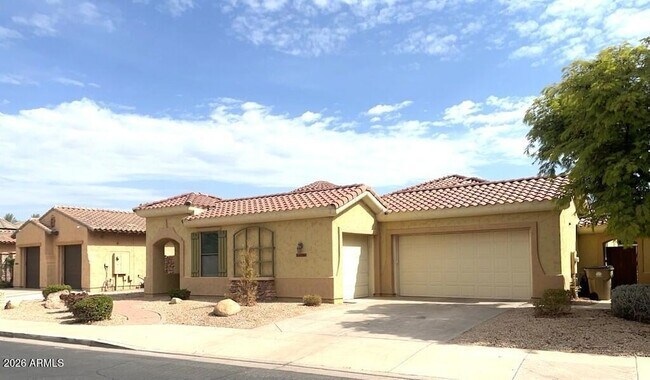 Building Photo - 14366 W Cypress St