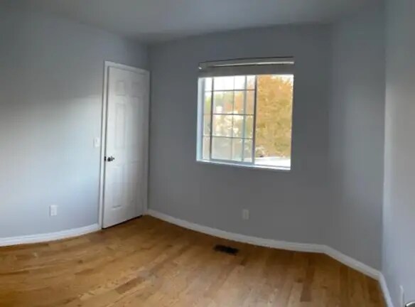 Building Photo - 1041 Cobalt Ln