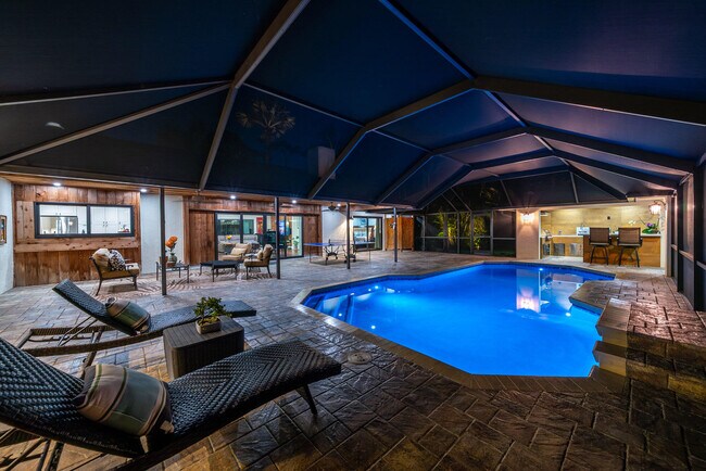 Building Photo - 12466 Quercus Ln
