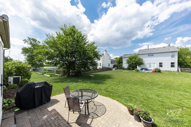 Building Photo - 3730 Baybrook Dr