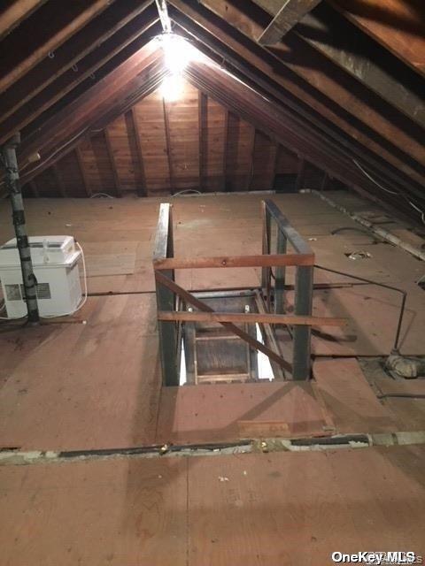 Building Photo - 23 Rosebud Ave
