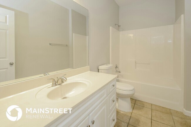 Building Photo - 1270 Easterwood Blvd