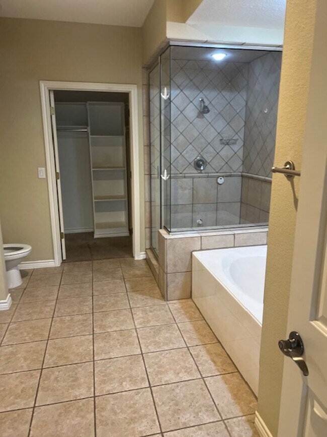 Building Photo - Beautiful 2 Bedroom 2 Bath condo in Georgetown