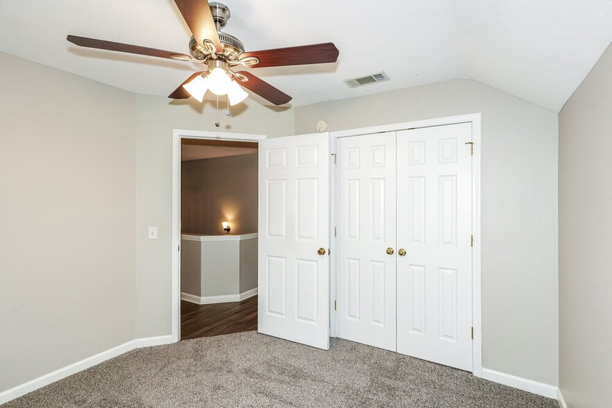 Building Photo - 1825 Rory Cove