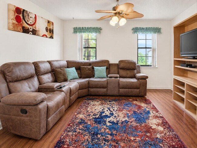 Building Photo - 1710 Shoreside Cir