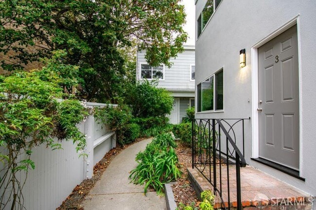 Primary Photo - 459 Jersey St