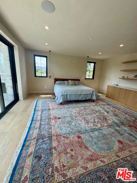 Building Photo - 4740 Sunnyslope Ave