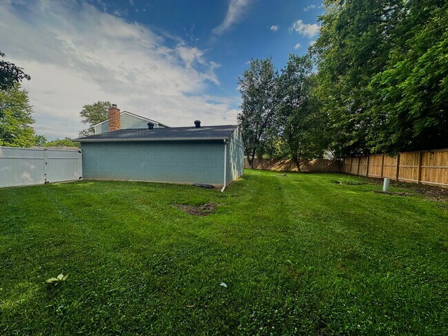Building Photo - 1416 Hagen Rd