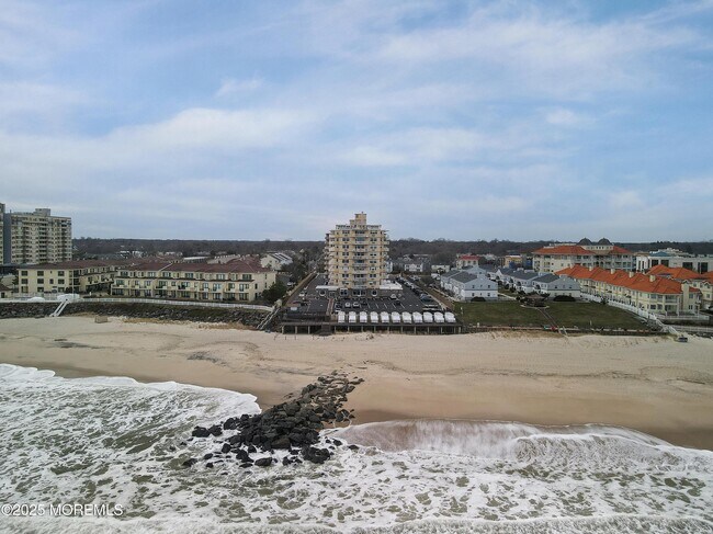 Building Photo - 675 Ocean Ave N