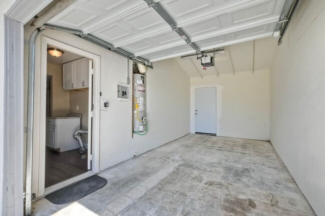 Building Photo - 3620 Frenzel Cir