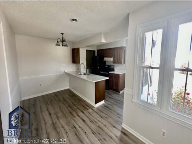 Building Photo - 700 Antioch Rd