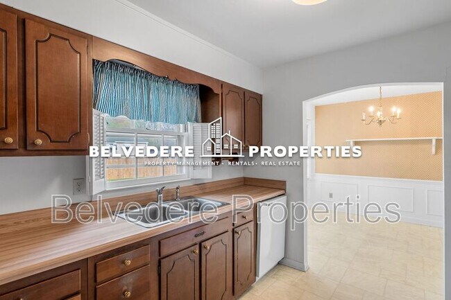 Building Photo - 4017 Wexford Dr