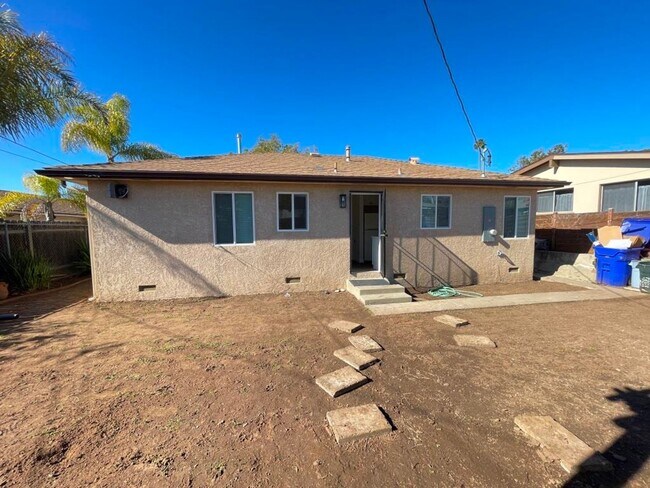 Building Photo - Like New Inside! Remodeled 3bd/2ba House In Desirable Allied Gardens Neighborhood