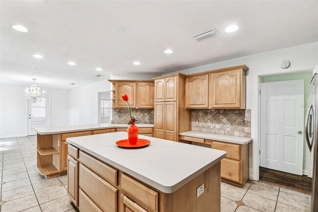 Building Photo - 4508 Henderson Blvd