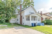 Building Photo - 1014 Woodlawn Ave