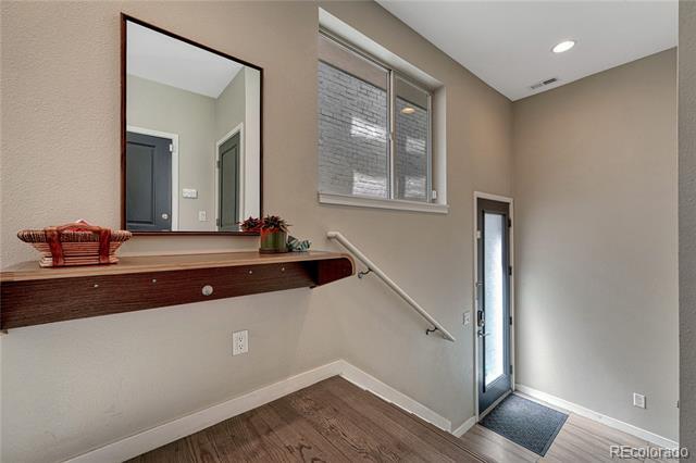 Building Photo - 3016 Zuni St