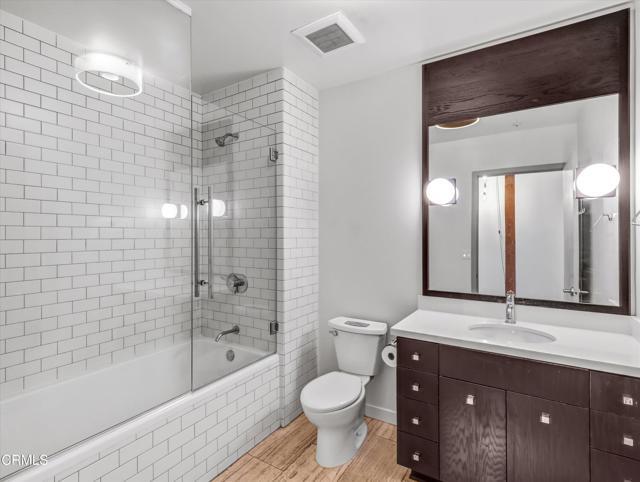 Building Photo - 527 Molino St