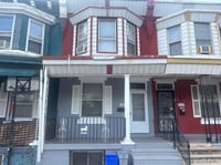 Building Photo - 3bd, 1 Bath -Available Now!