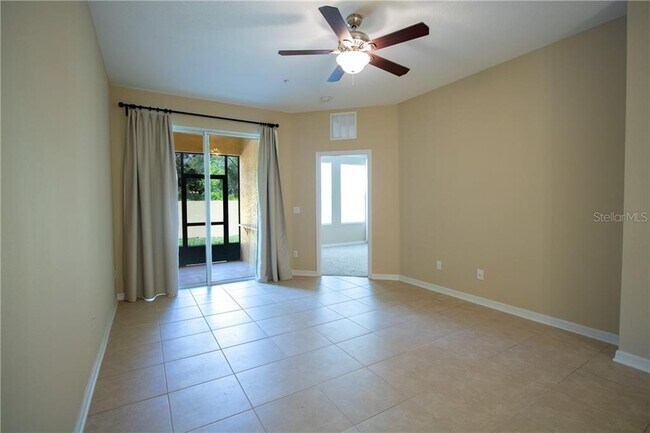 Building Photo - 14450 Desert Haven St