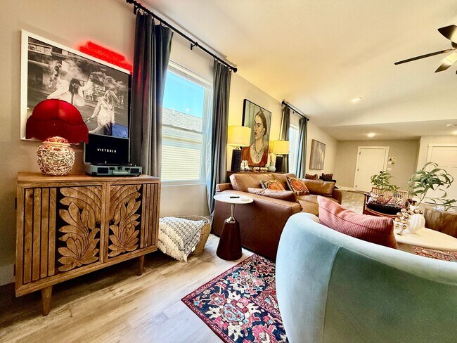 Building Photo - New Construction Home In West Chester, OH 5 BR