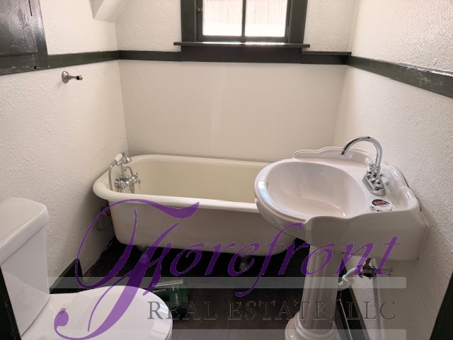 Building Photo - 705 S Grant Ave