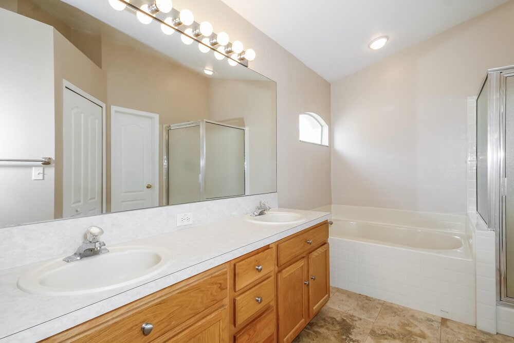 Building Photo - 22650 Hawk Hill Loop