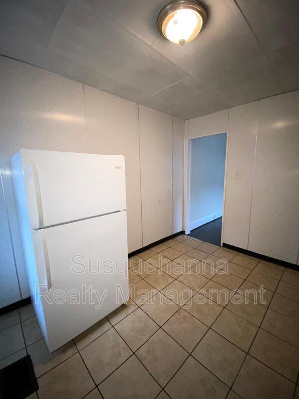 Building Photo - 337 S 15th St