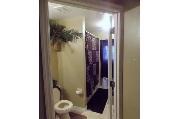 Building Photo - 208 Abbotsbury Dr