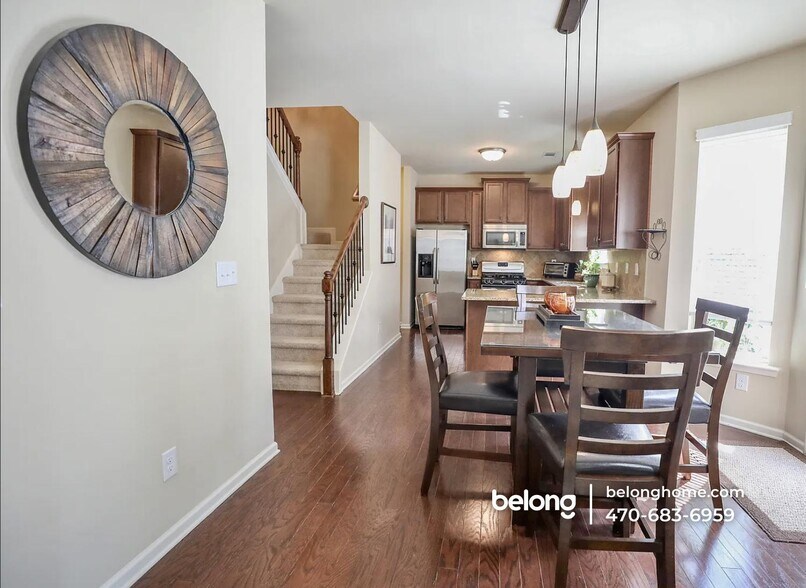 Building Photo - 206 Manous Way