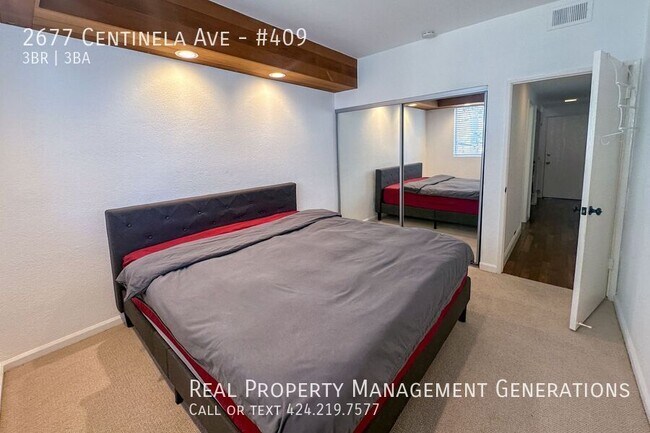 Building Photo - 2677 S Centinela Ave