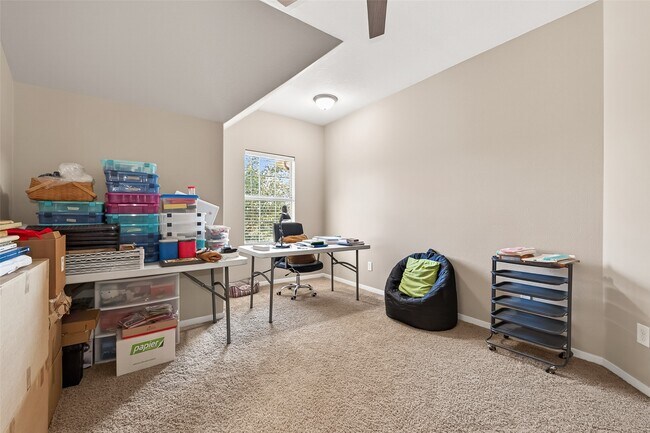 Building Photo - 26734 Eagle Park Ln