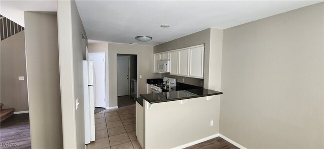 Building Photo - 190 Renville Ct