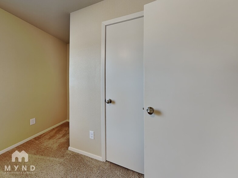 Building Photo - 6609 Ridgemist Ln