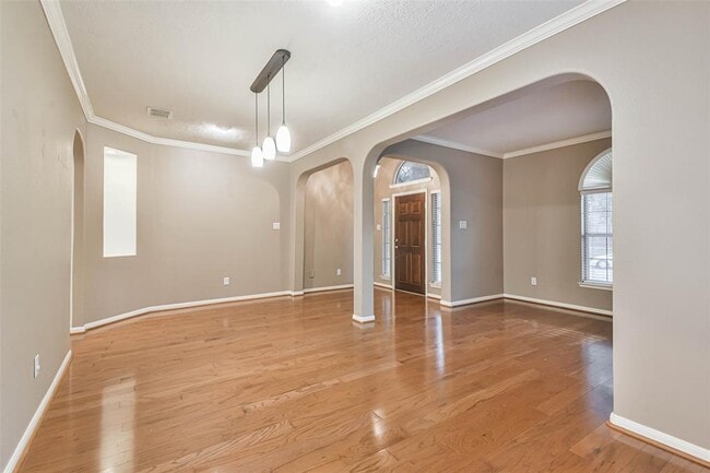 Building Photo - 20942 Wind Field Ln