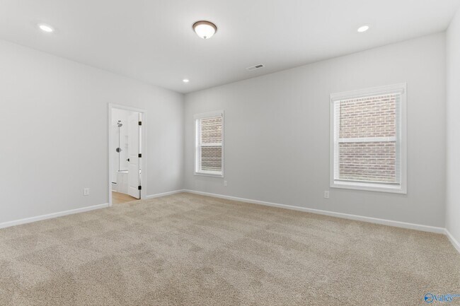 Building Photo - 186 Pennington Ave