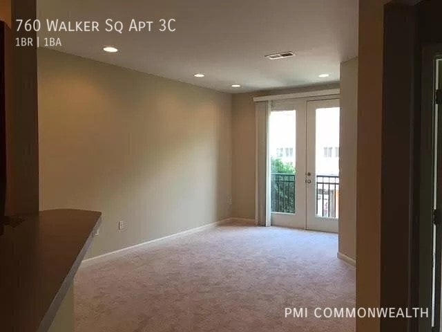 Primary Photo - 760 Walker Square