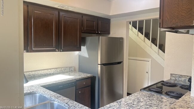 Building Photo - 2607 San Sebastian Cir