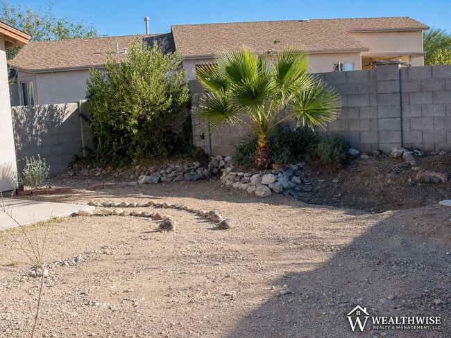 Building Photo - Now Available! Spacious 3 Bedroom Home with Den in Rita Ranch