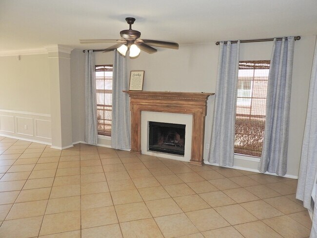 Building Photo - 4427 Wavertree Dr