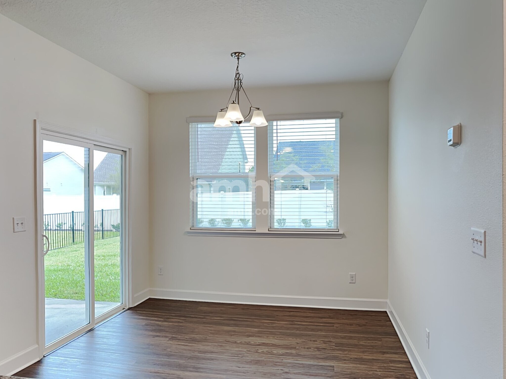Building Photo - 430 Sandstone Dr